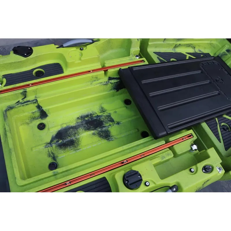 قارب كاياك بطول 10 أقدام مع مر - مراجعة Fishing Kayak Pedal Drive وسعره